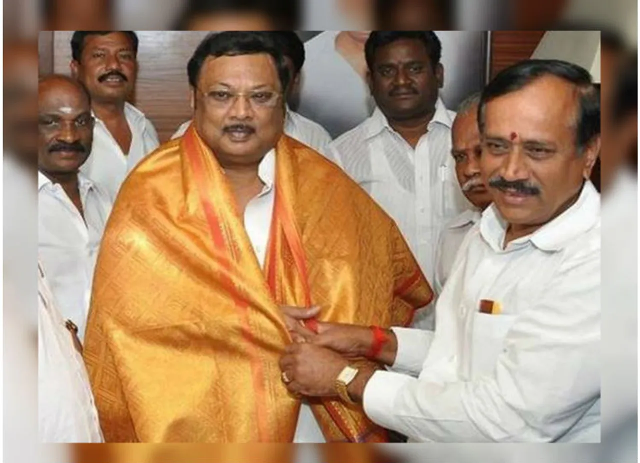 MK Azhagiri H raja Controversial Photo