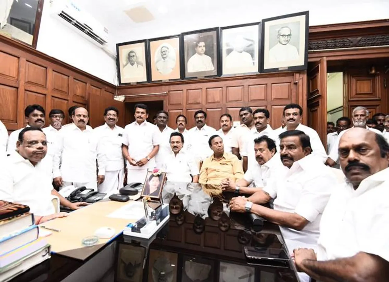 13 DMK MLAs Taking oath in Tamil Nadu Secretariat