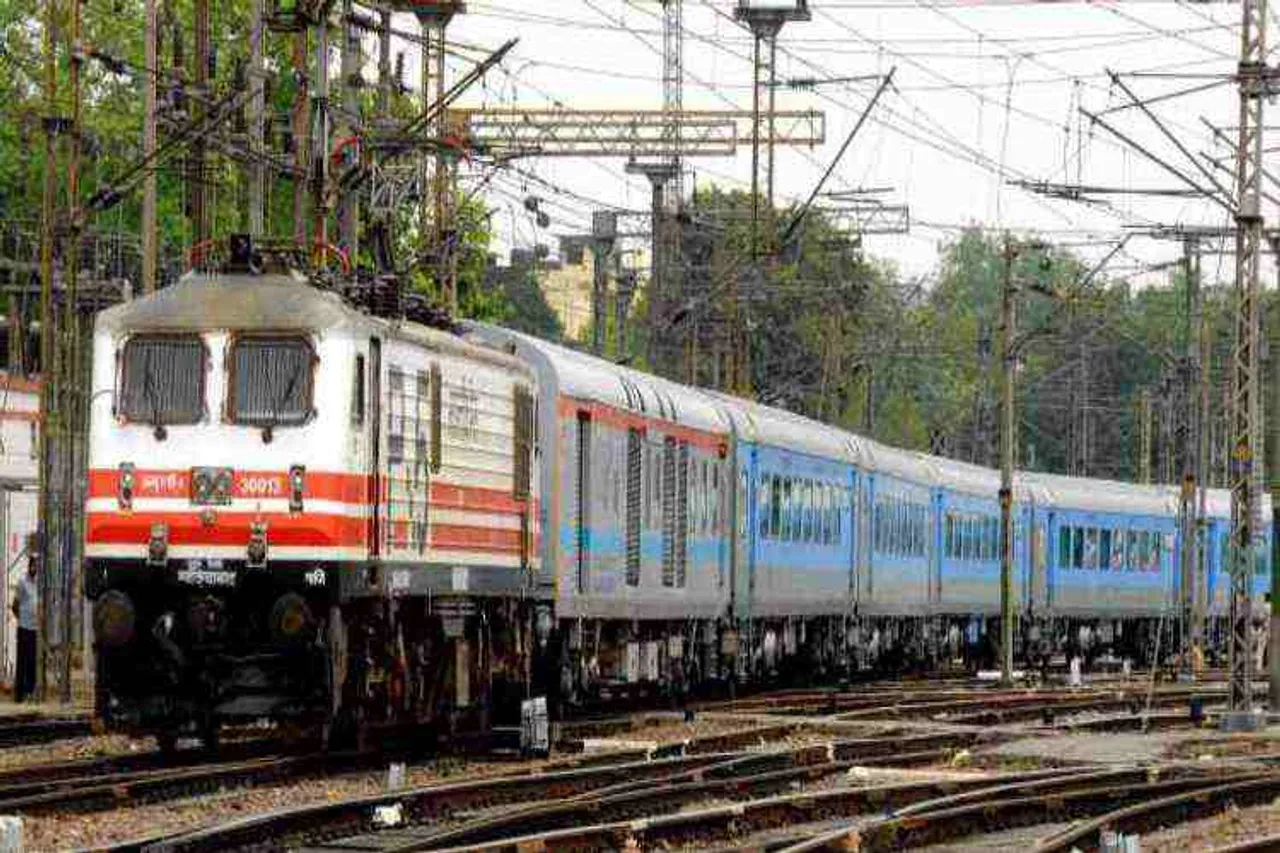 chennai delhi special train, special train ticket price