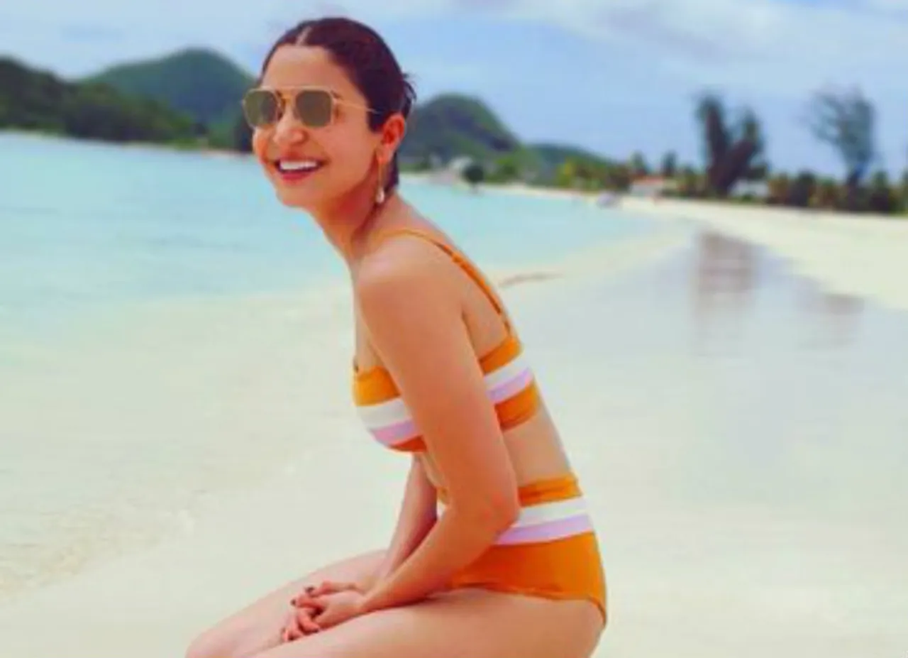 Anushka Sharma sun kissed photo