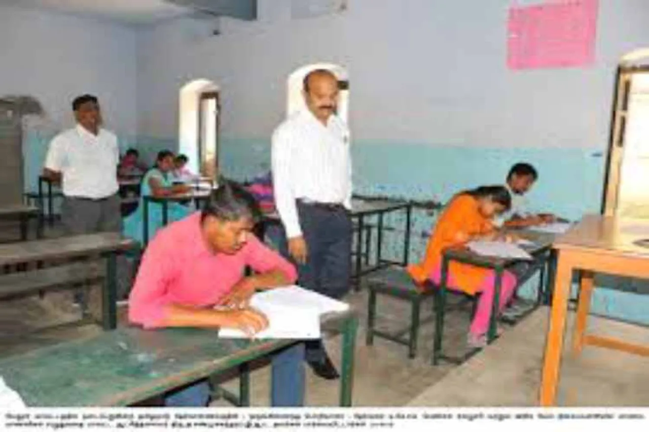TNPSC Group 4 Exam Tips,Hall ticket,Guide Book :