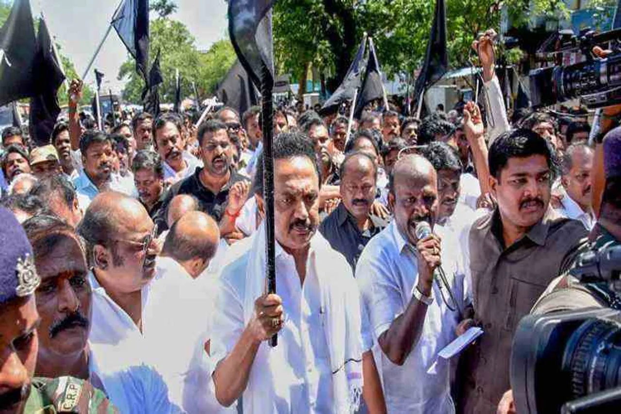 mk stalin article 370 protest, mk stalin protest jantar mantar, jammu kashmir article 370, dmk article 370 protest, திமுக ஜந்தர் மந்தரில் ஆர்ப்பாட்டம் அறிவிப்பு, மு.க.ஸ்டாலின், opposition article 370 protest, DMK MPs Protest