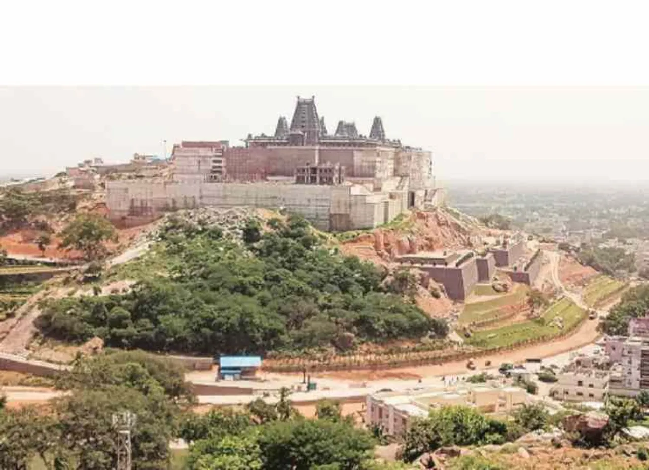 lakshmi narasimha cave temple telengana own tirupati k chandra shekar rao - இது தெலங்கானாவின் திருப்பதி! கட்டுமானத்திற்கான அசல் மதிப்பீடு ரூ.1,800 கோடி