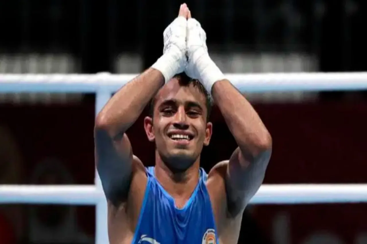 world boxing championships 2019 final amit panghal won silver shakhobidin zoirov boxing - உலக குத்துச்சண்டை சாம்பியன்ஷிப் - வெள்ளி வென்று இந்திய வீரர் அமித் பங்கால் புதிய வரலாறு!