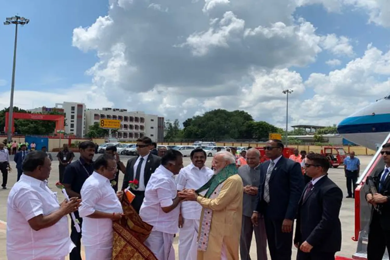 Modi-Xi Summit in Mamallapuram pm modi tweet in tamil - Modi-Xi Summit : 'விருந்தோம்பலுக்கு பெயர் பெற்ற தமிழகம்' - பிரதமர் மோடி தமிழில் ட்வீட்