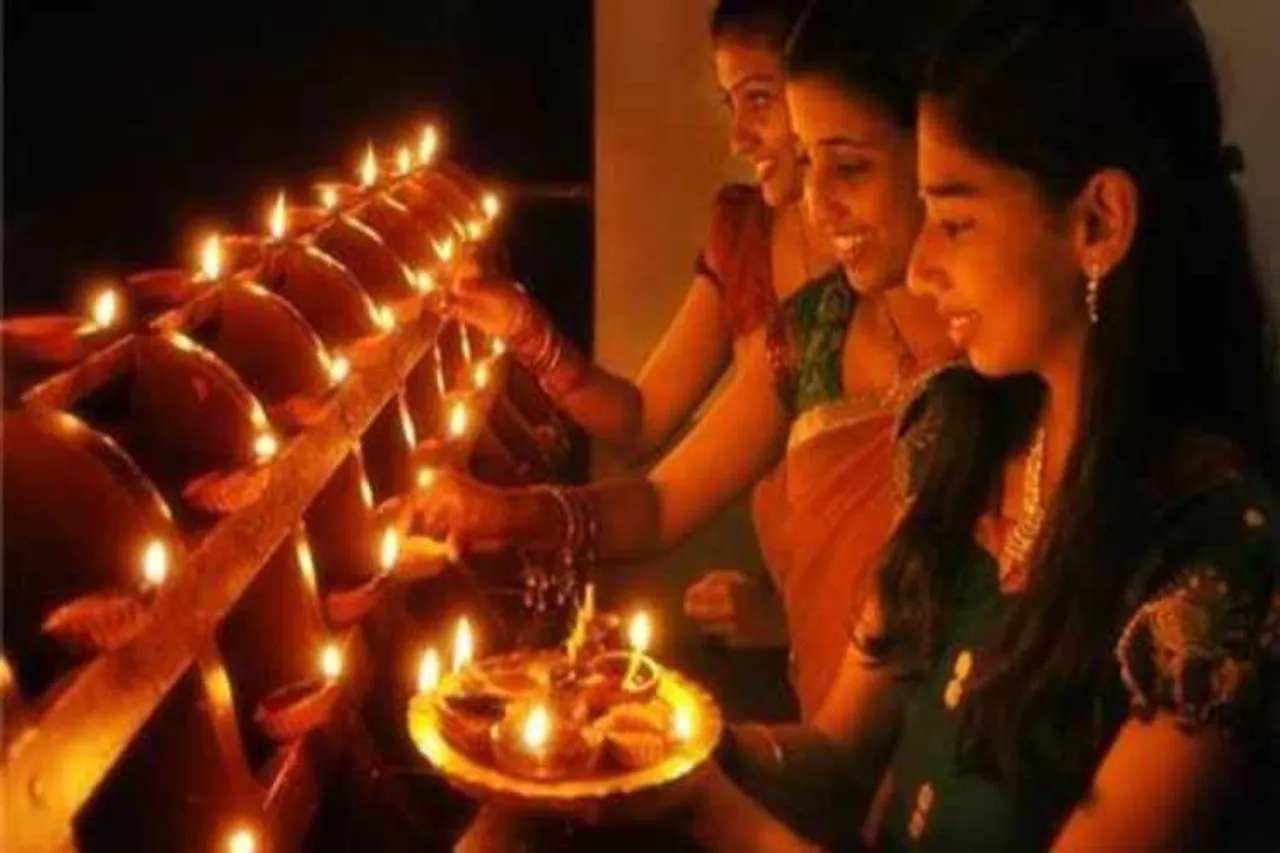 diwali, celebration, india, states, 5 days celebration, tamil nadu, gujarat, naragasuran, bhagwan krishna