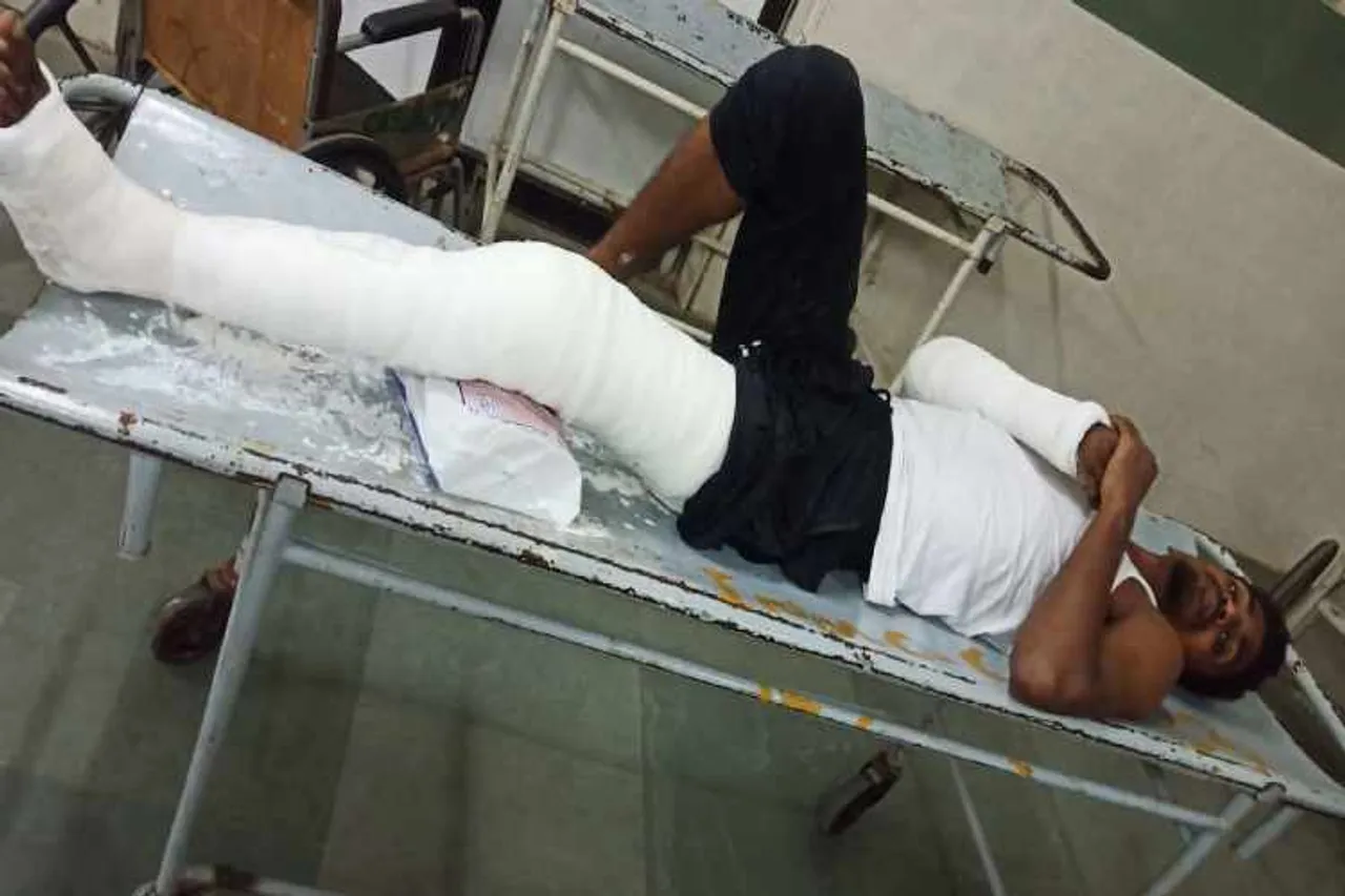 Puducherry hooligans Joseph Raj Rose Ayyanar attacked policemen Viral Video