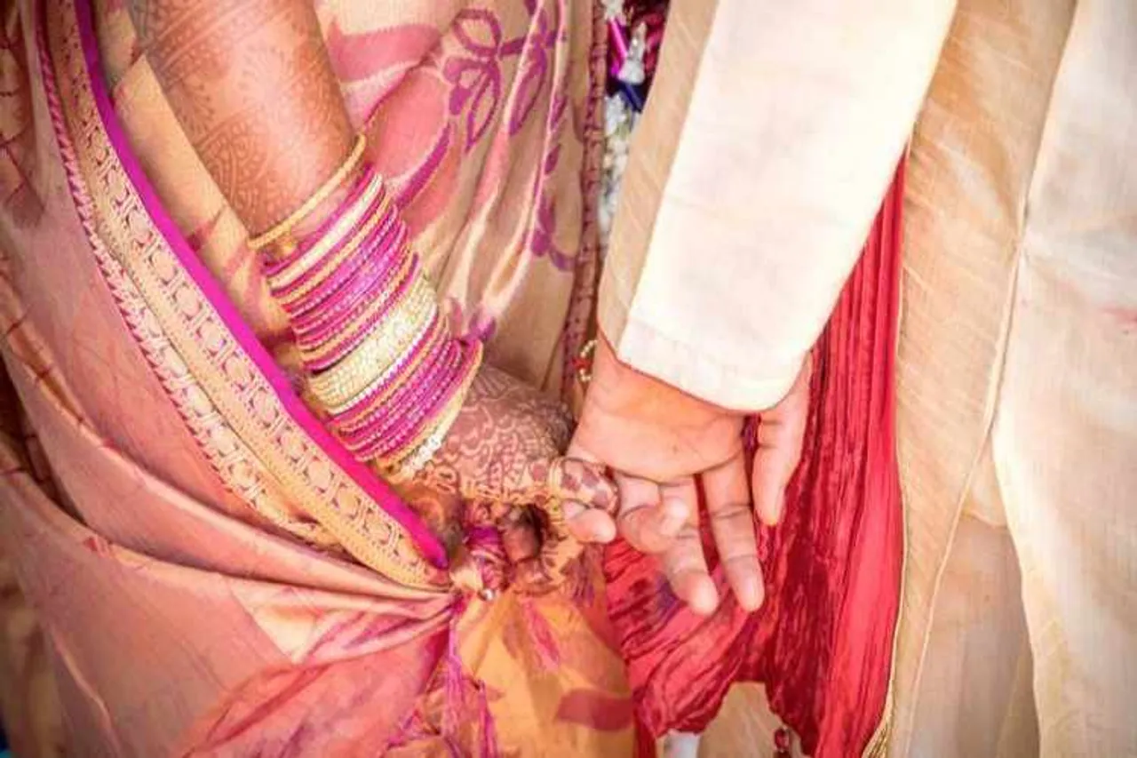 surat wedding, groom's father elopes , surat news, gujarat news, indian express news