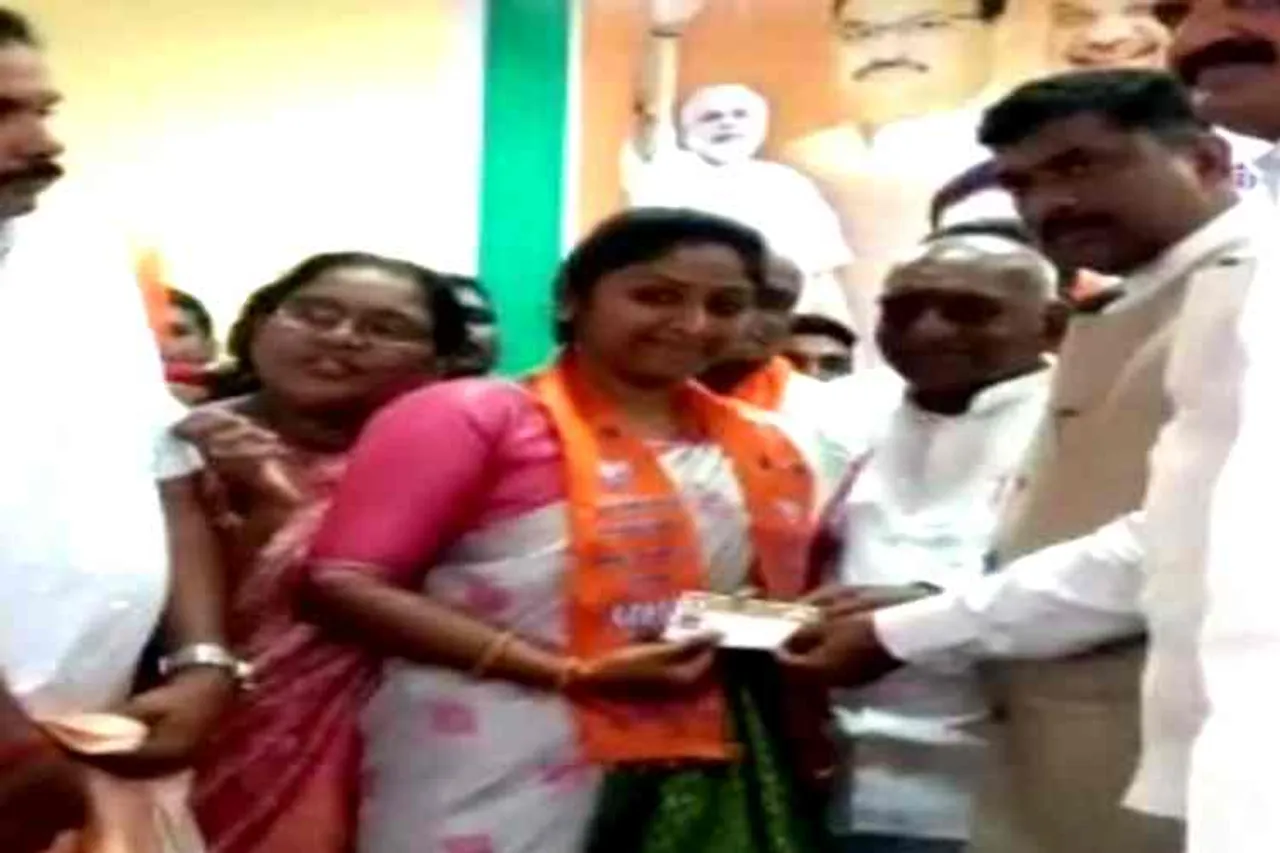 veerappan daughter joins BJP, veerappan daughter vidya rani joins BJP, வீரப்பன் மகள் வித்யா ராணி, பாஜகவில் இணைந்த வீரப்பன் மகள், veerappan daughter vidya rani, sandal mafia veerappan, vidya rani joins bjp