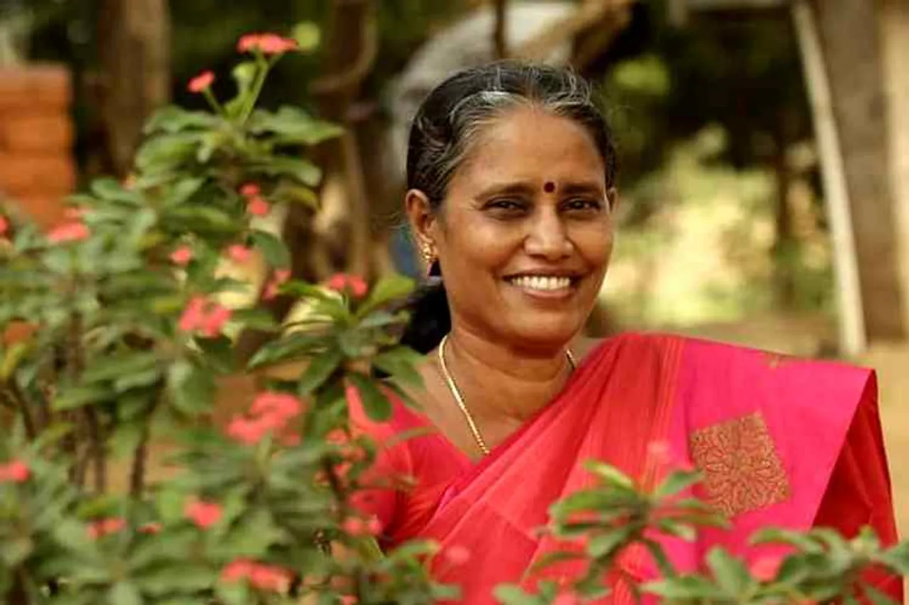 translator kv jayashree, kv jayashree Sahitya Akademi award, Sahitya Akademi award 2019, கே.வி.ஜெயஸ்ரீ, சாகித்ய அகாடெமி மொழிபெயர்ப்பாளர் விருது, Sahitya Akademi translation award, nilam poothu malarnna naal, நிலம் பூத்து மலர்ந்த நாள், nilam poothu malarntha naal, malaiyalam to tamil translator kv jayashree