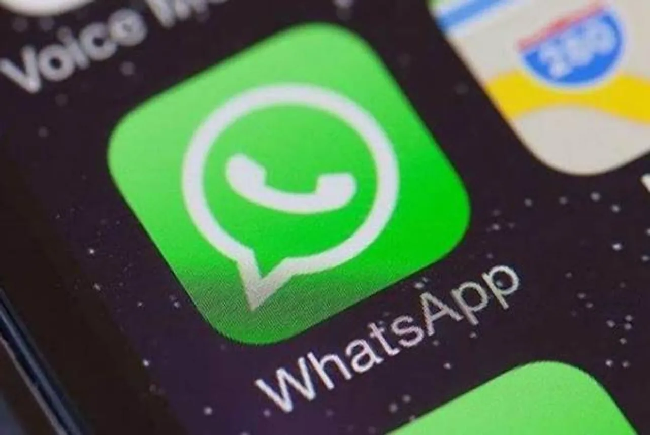whatsapp tricks to spot and stop fake news