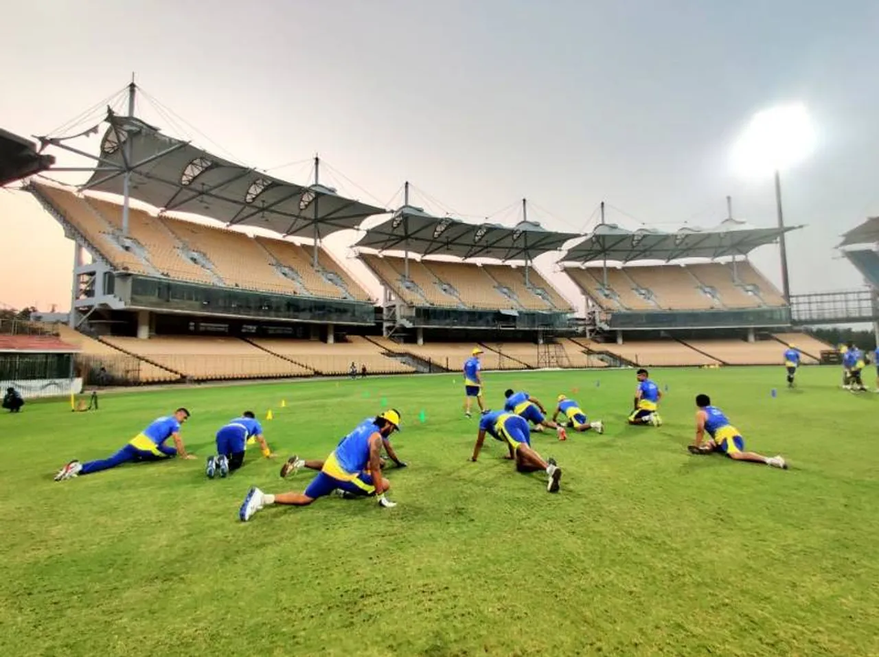 csk ipl 2020 dhoni and players practice session video