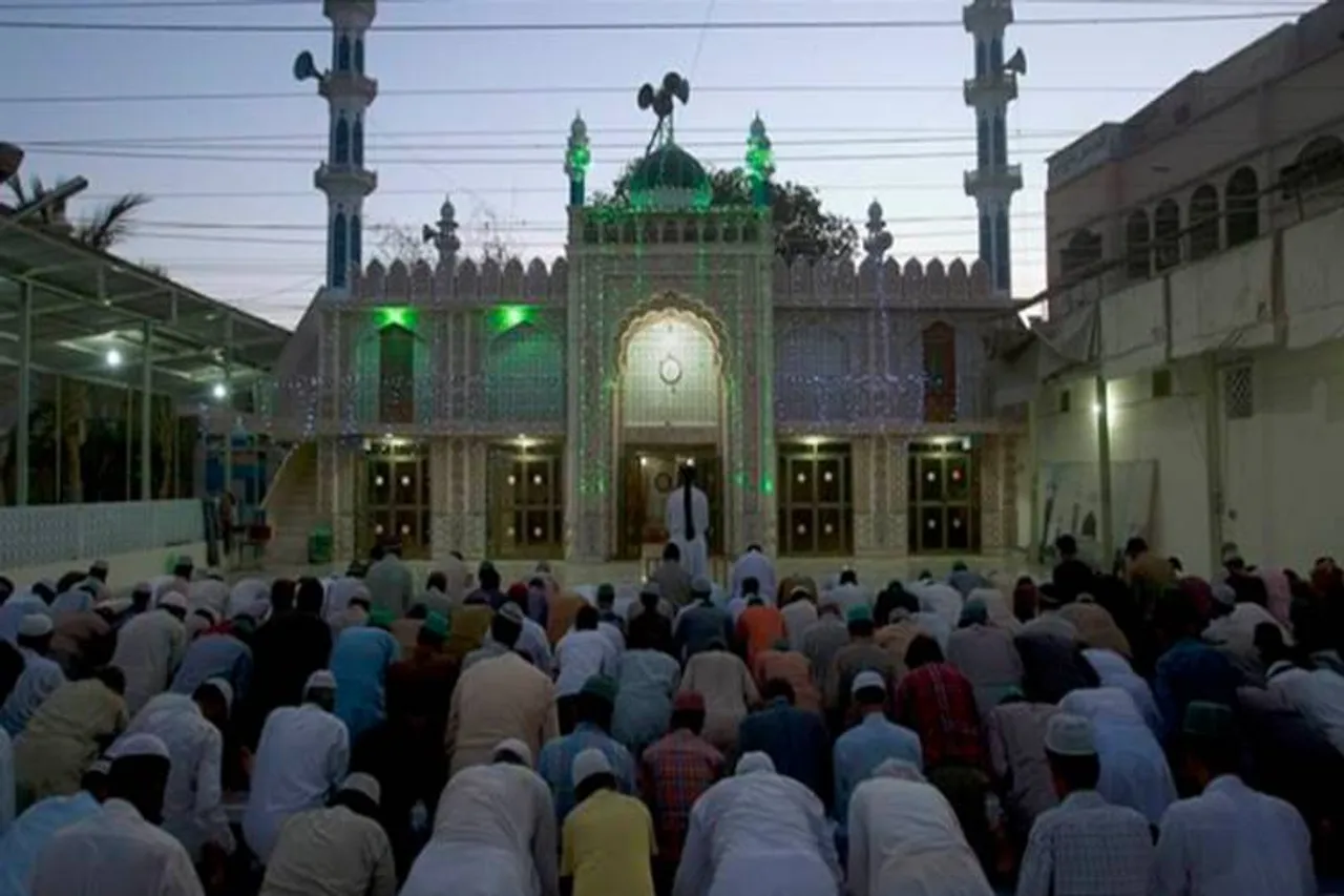 islamic preachers 50 members home quarantined in tamil nadu covid 19