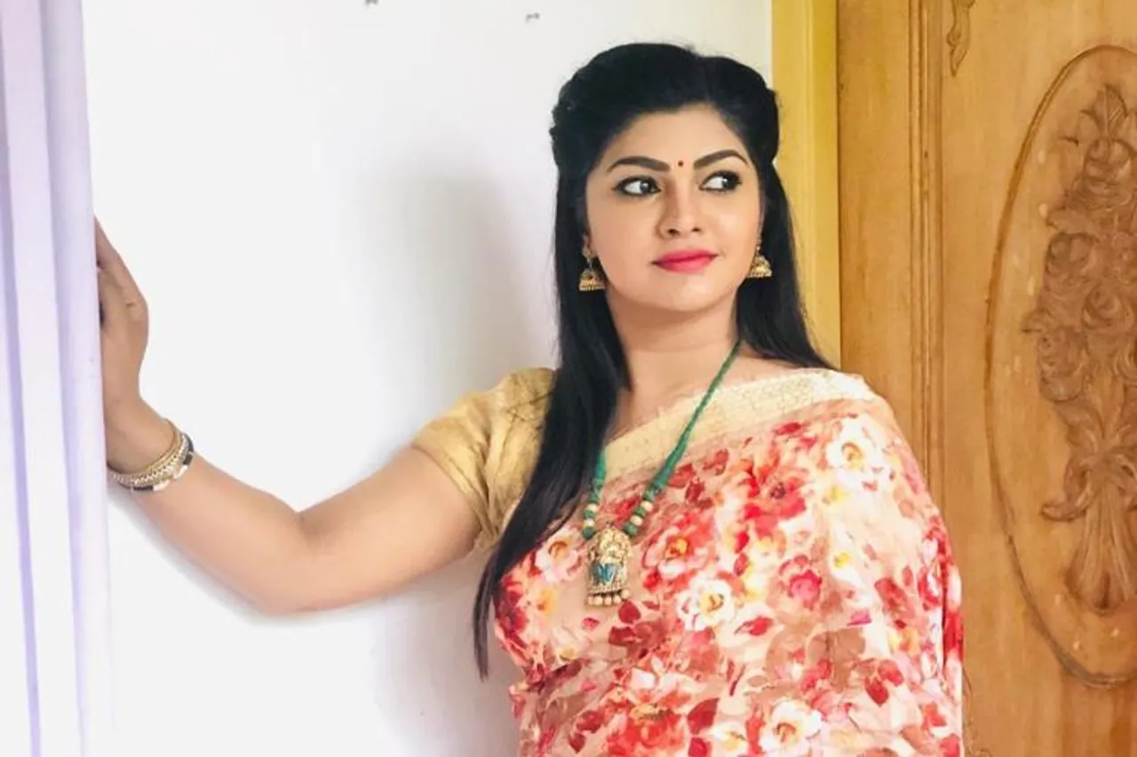 Sun TV Roja Serial Villi Priya, Shalimi Sukumar