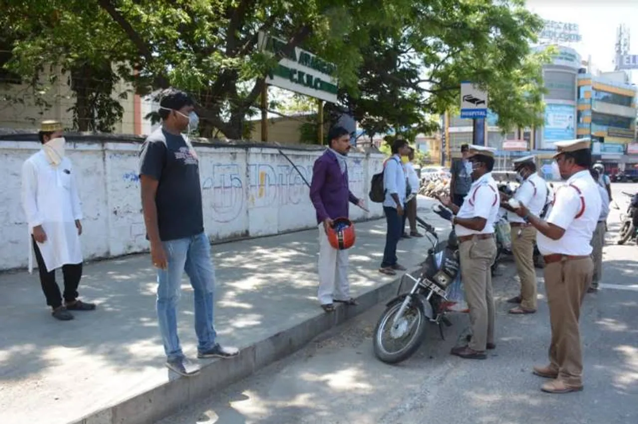 police notify vehicle numbers roaming unwanted covid 19 india lockdown