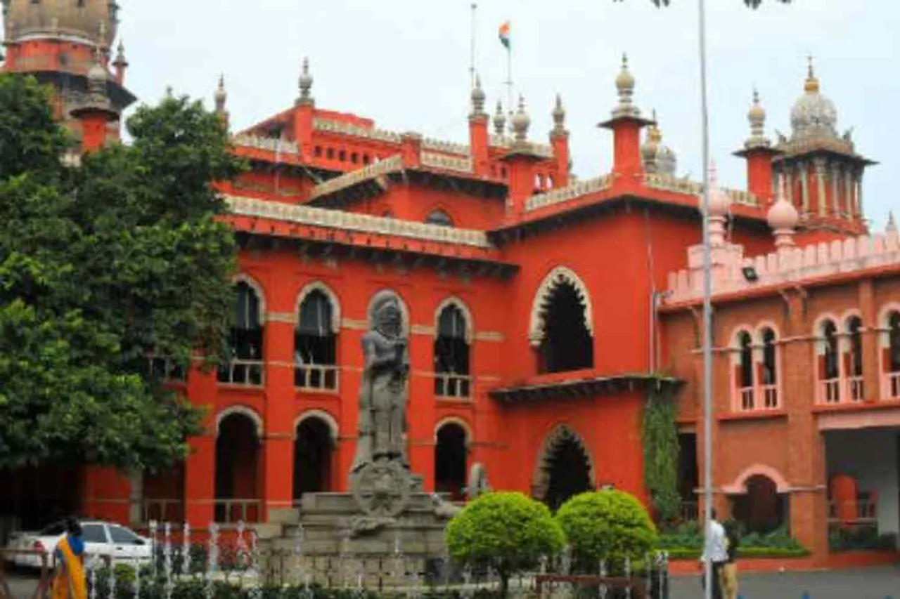 plea dismissed as utilize inmates to corona virus mission, chennai high court, chennai, கொரோனா தடுப்பு நடவடிக்கைகள், கைதிகளைப் பயன்படுத்தக் கோரி வழக்கு, சென்னை உயர் நீதிமன்றம், tamil nadu latest news, chennai high court news, tamil news, latest tamil news, coronavirus, lock down, inmates,