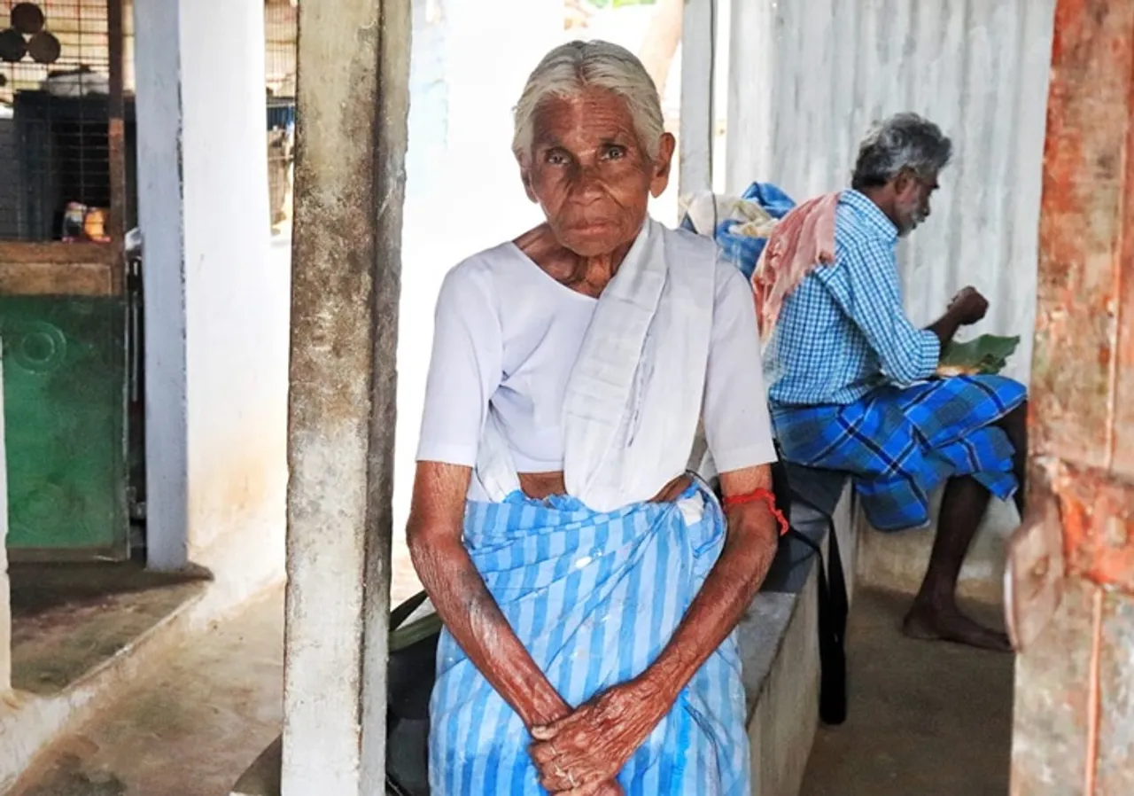 Coimbatore one rupee idli paatti Kamalathaal follows ethic in fixing the price of food