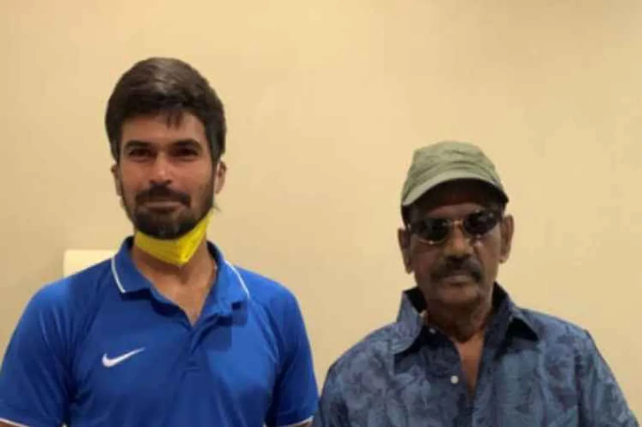 goundamani, indian cricket, subramani badrinath, photo, twitter, chennai super kings, viral, netizens, comment, news in tamil, tamil news, news tamil, todays news in tamil, today tamil news, today news in tamil, today news tamil