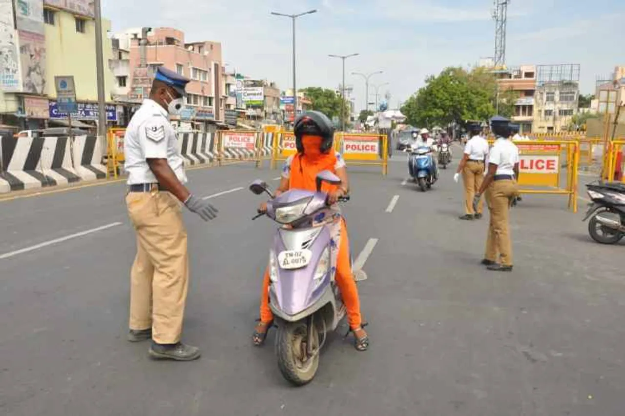 சென்னையில் ஊரடங்கு எப்படி இருக்கு? - முழுமையான போட்டோ கேலரி