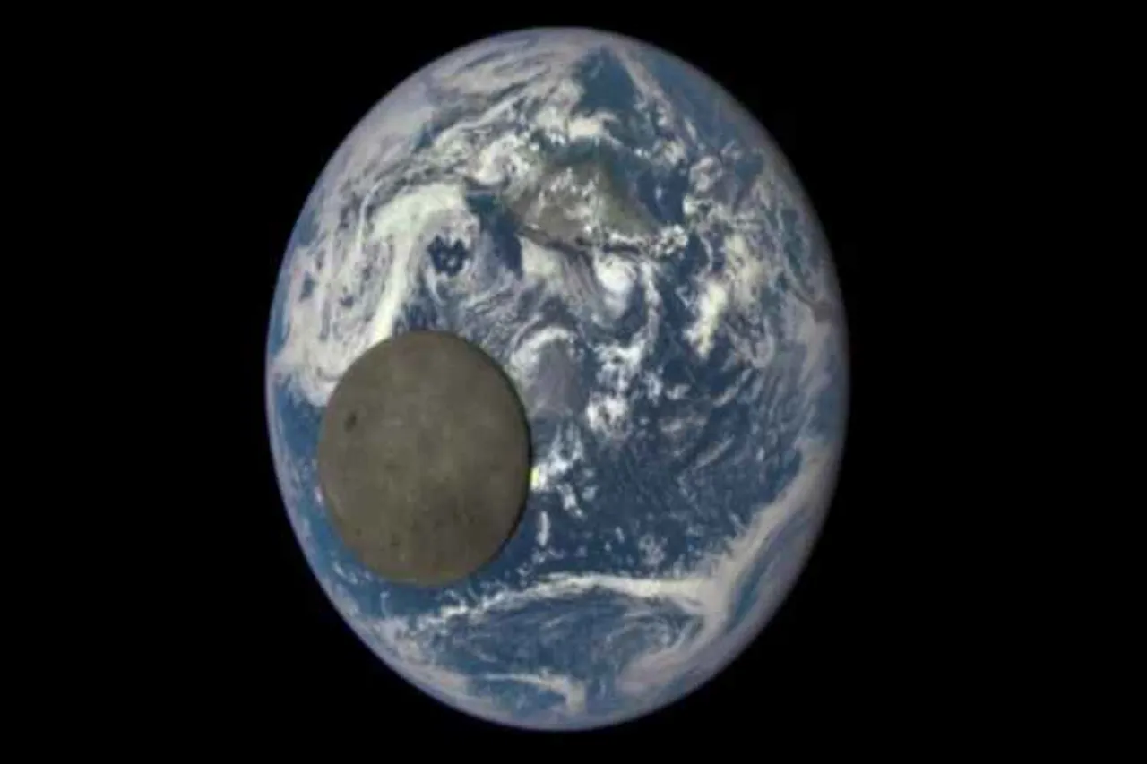 Moon, Solar system, earth, moon asymmetry, why moon is asymmetric, far side moon, near side moon, moon, kreep