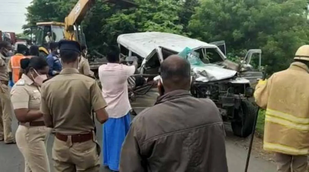 Tindivanam Tata Sumo Car Accident