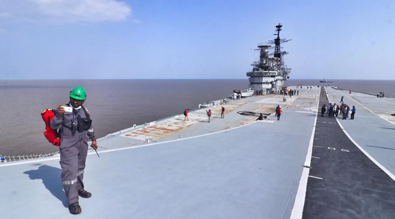 INS Viraat set for dismantling at Alang yard