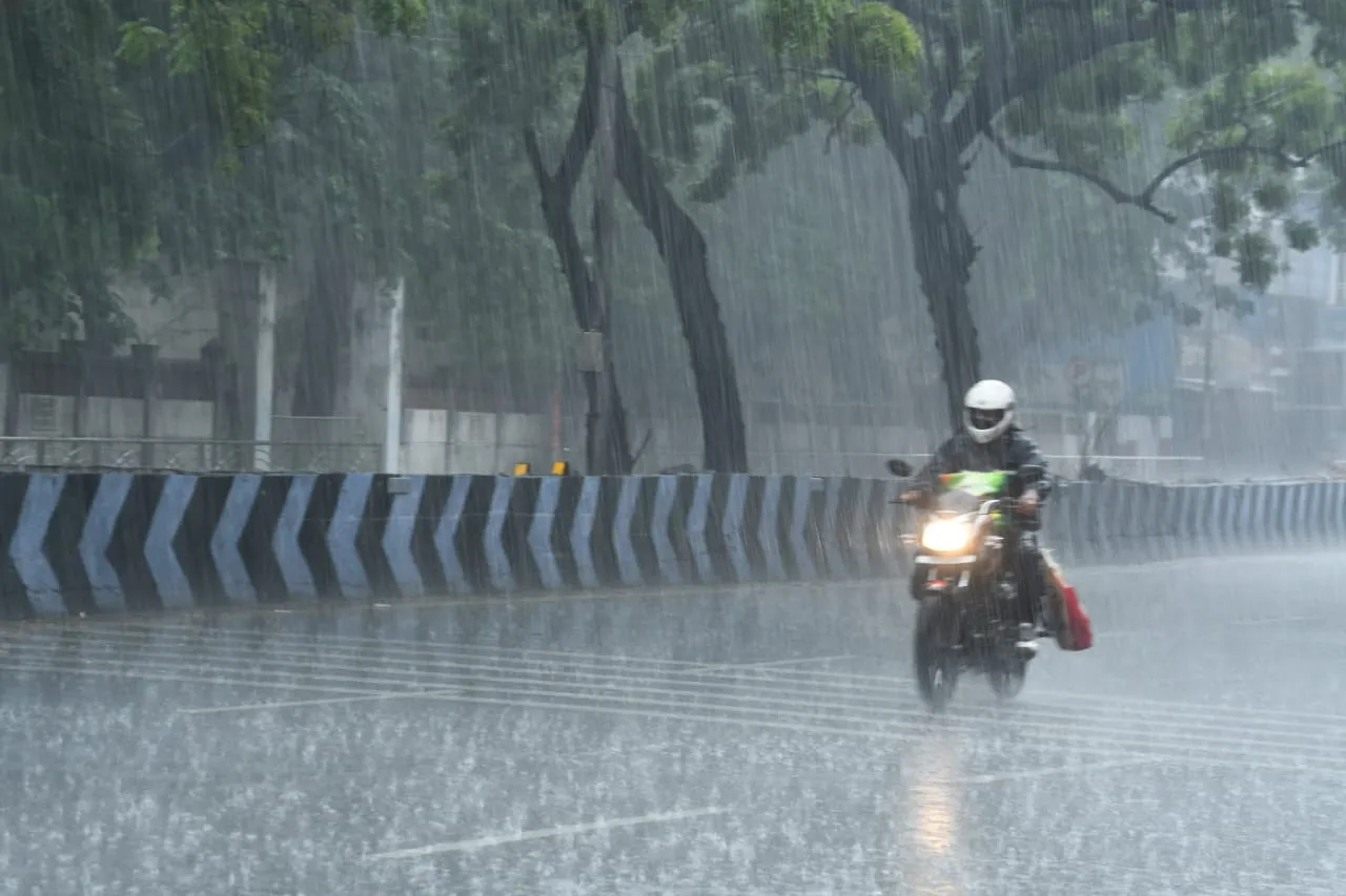 Tamilnadu will receive heavy rainfall for two days