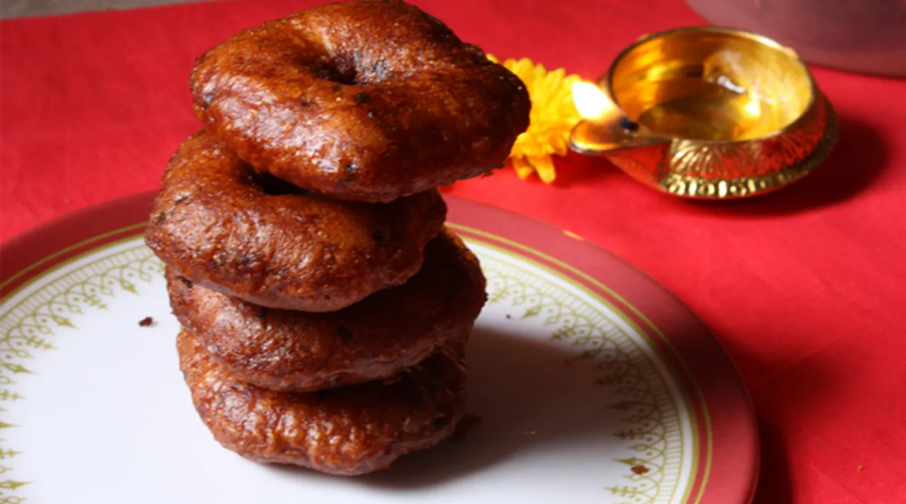 Diwali Sweets, Diwali 2020, Adhirasam Recipe