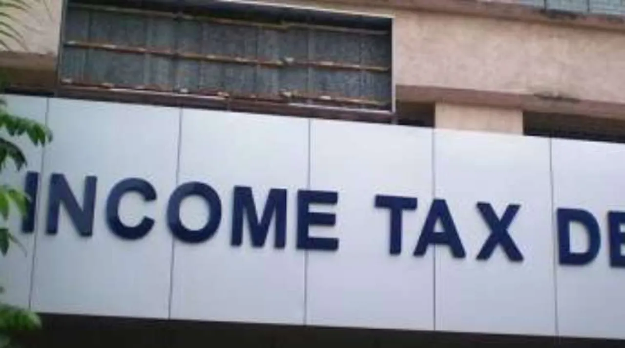 income tax raid at erode construction company, ஈரோட்டில் பிரபல கட்டுமான நிறுவனத்தில் வருமானவரித்துறை சோதனை, வருமானவர்த்துறை சோதனை, ஈரோடு, erode, income tax raid