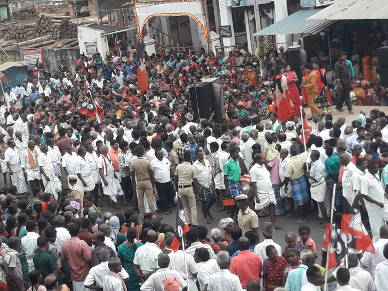 cm edappadi k palaniswami campaign, முதல்வர் எடப்பாடி பழனிசாமி, பாவூர்சத்திரம், தென்காசி, public transport affected, thenkasi district, farms labours, pavoorchathram, aiadmk, admk, அதிமுக