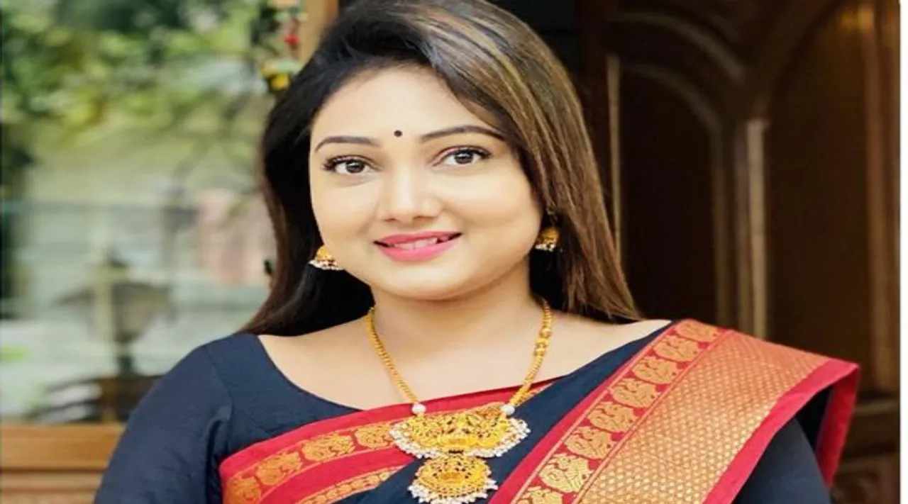 Roja Serial Priyanka Nalgari Youtube Channel Review Tamil