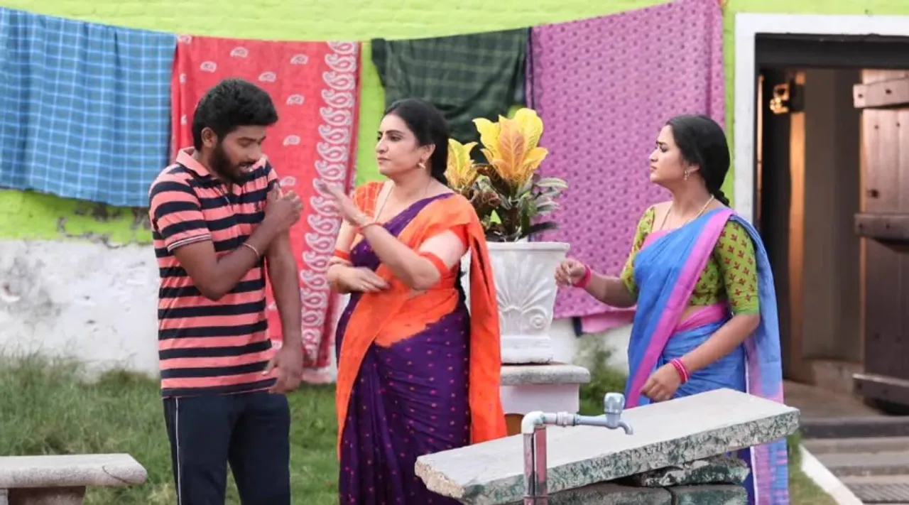 Vijay TV, Pandian Stores Serial, pandian store serial today episode, விஜய் டிவி, பாண்டியன் ஸ்டோர்ஸ், பாண்டியன் ஸ்டோர்ஸ் இன்றைய எபிசோடு, கண்ணன், ஐஸ்வர்யா, தனம், முல்லை, கதிர் முல்லை, Kannan - Aishwarya meeting, Kannan, dhanam, murthy, mullai, kathir, kathir mullai, pandiyan stores today episode