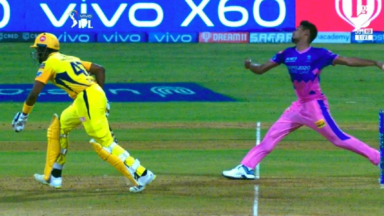 IPL 2021 Tamil News: Dwayne Bravo was caught taking undue advantage from the non-striker's end goes viral