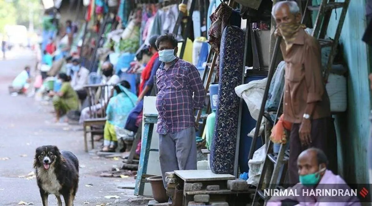 Once a covid hotspot Dharavi now sees lowest cases in second wave Tamil News