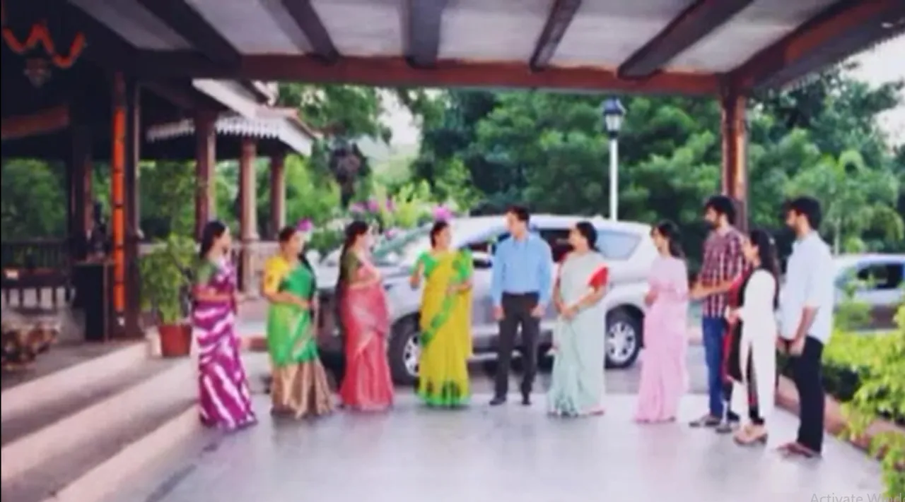 Vijay TV Serial Mahasangamam : மூர்த்தி வீட்டை குறை கூறும் ஈஸ்வரி : கூட்டு சேர்ந்து பேசும் மல்லி