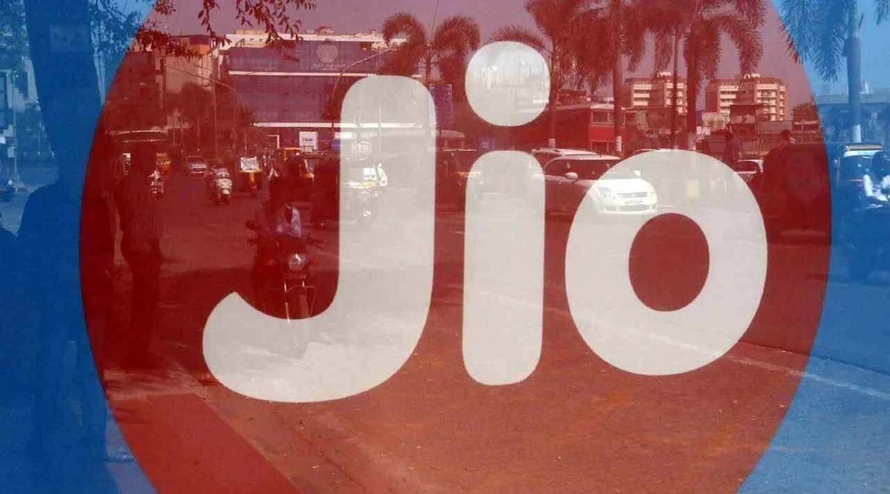 Jio prepaid plans 2021 Jio introduces no daily limit data plans Tamil News