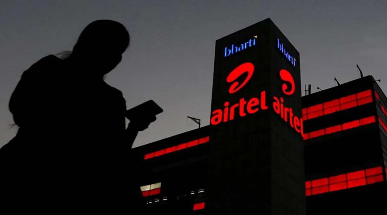 Airtel revises its Rs 349 Rs 299 prepaid recharge plans Tamil News