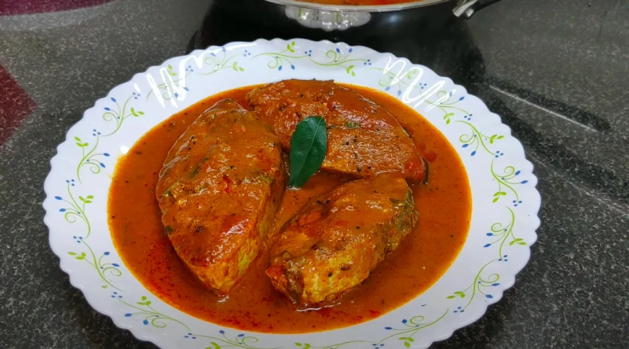 Fish Curry Recipe in tamil: How to make home style fish curry