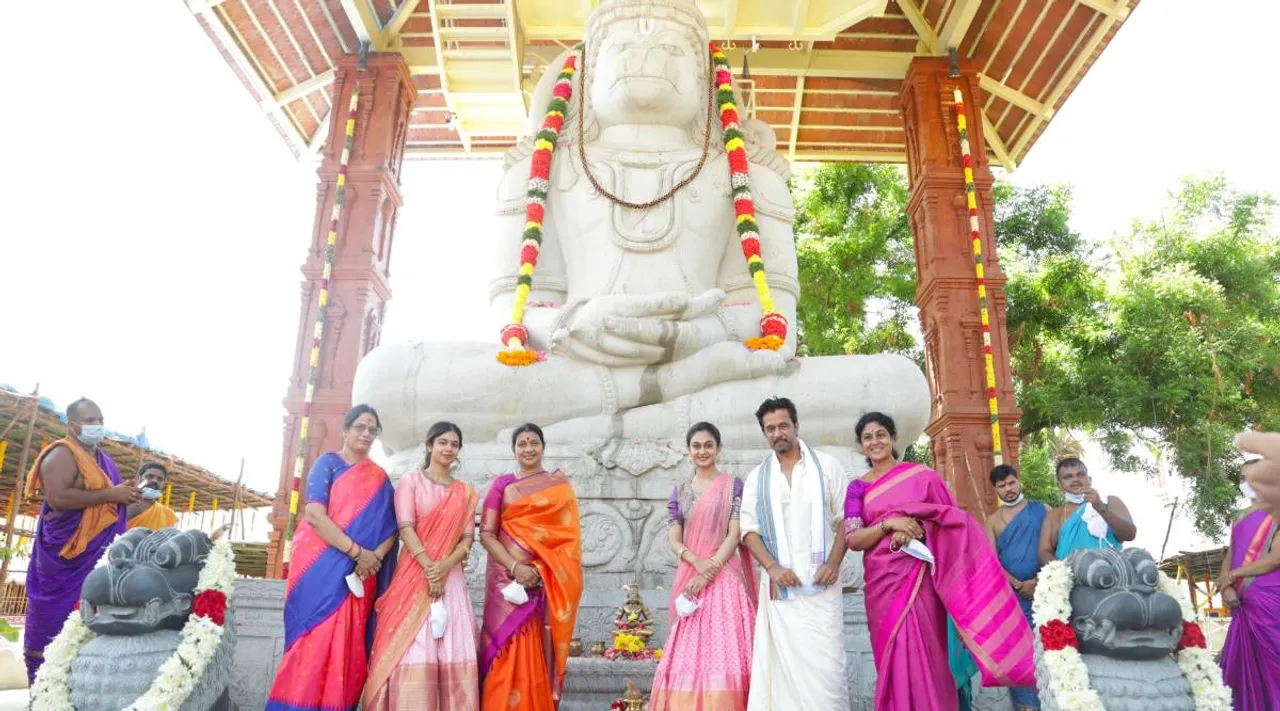 actor arjun builds new temple, durga stalin visits at arjun builds new temple, அர்ஜுன், அர்ஜுன் கட்டிய புதிய கோயில், துர்கா ஸ்டாலின், அர்ஜுன் கட்டிய கோயிலுக்கு சென்ற துர்கா ஸ்டாலின், tamil nadu politics, actor arjun, durga stalin dmk