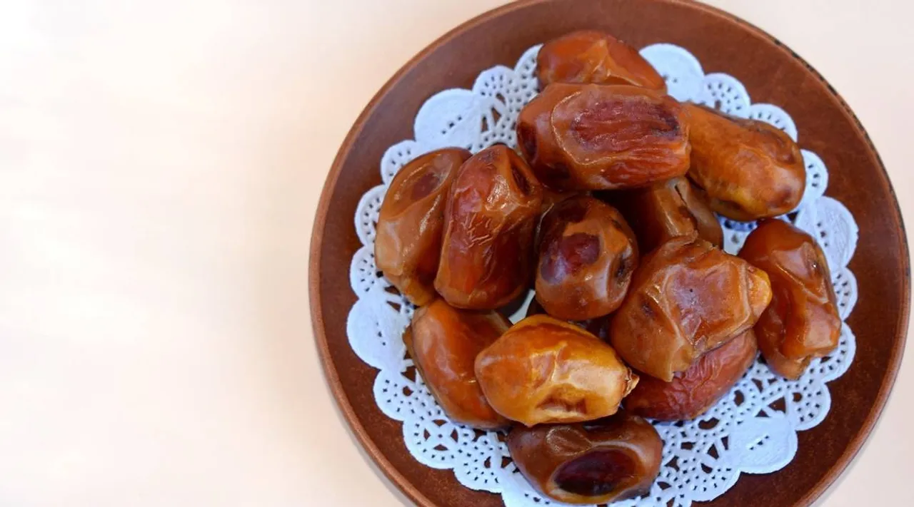 Healthy food Tamil News: reasons you should eat fresh dates this monsoon