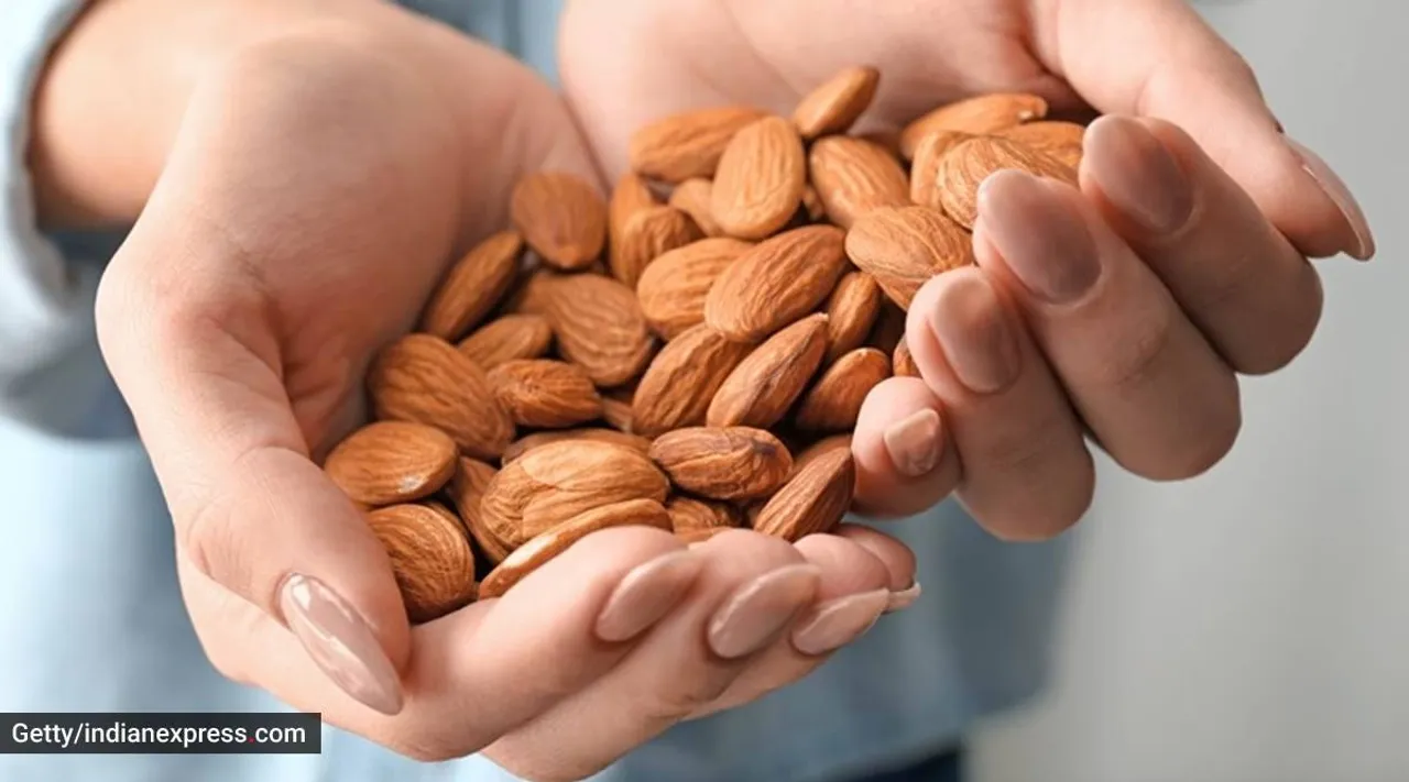 Health benefits of Almonds in tamil: Eating almonds improve blood glucose