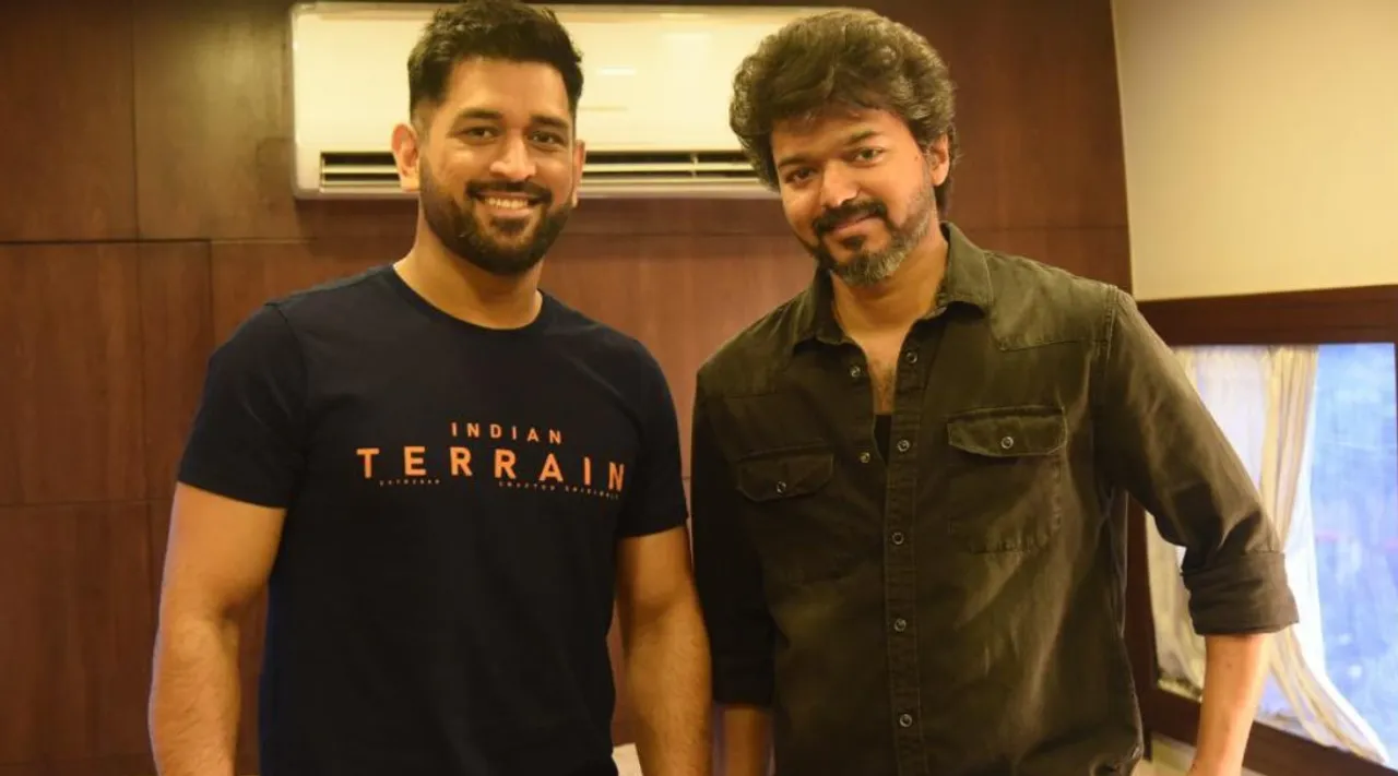 Viral news in tamil: Thala dhoni meets thalapathy vijay viral photo