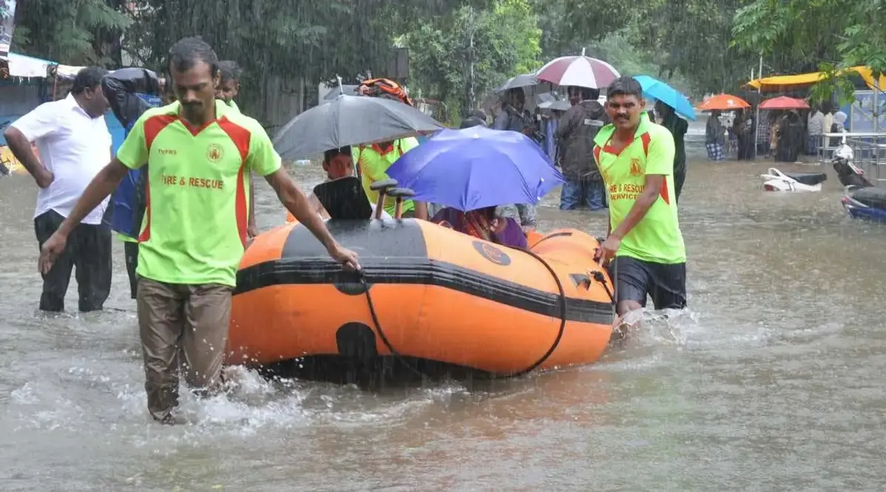 செங்கல்பட்டு முதல் திருநெல்வேலி வரை... மாவட்டம் வாரியாக மழை வெள்ள எச்சரிக்கை அறிவிப்பு