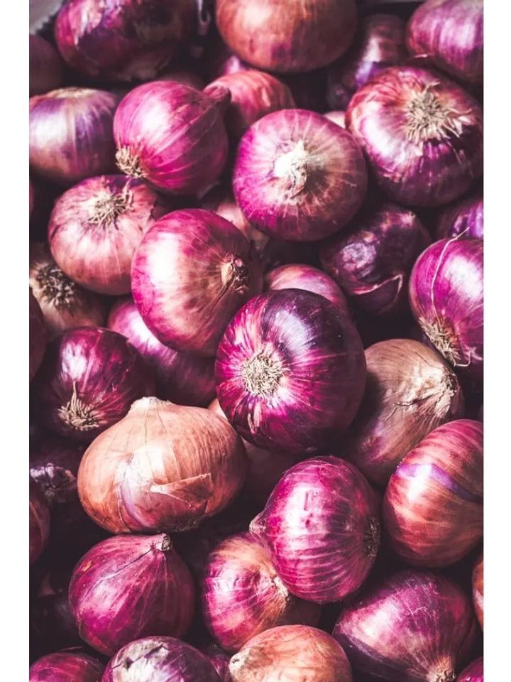 onion - unsplash (1)