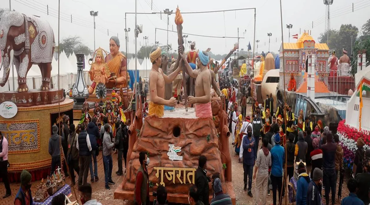 குடியரசு தின அணிவகுப்பு: மற்ற மாநில அலங்கார ஊர்திகளில் இடம் பெறுபவை என்ன?