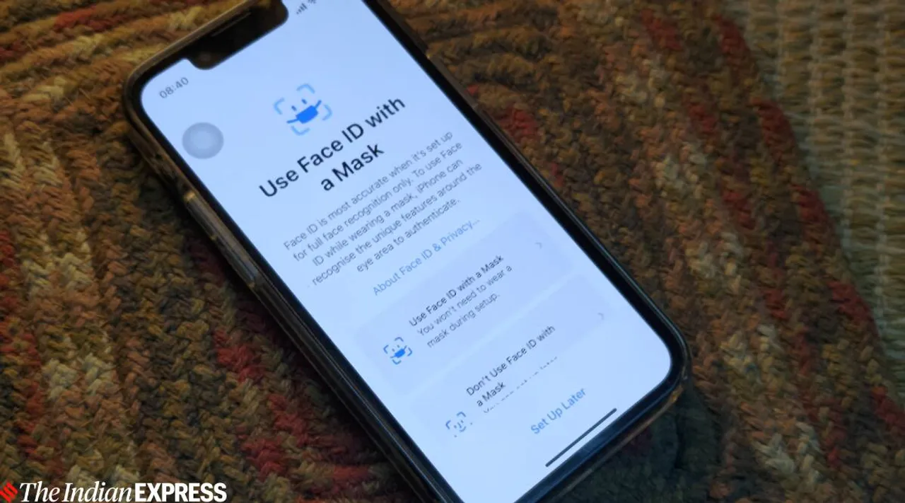 iOS 15.4: மாஸ்க் அணிந்தபடி ஃபேஸ் ஐடி மூலம் அன்லாக் செய்வது எப்படி? சிம்பிள் ஸ்டெப்ஸ்