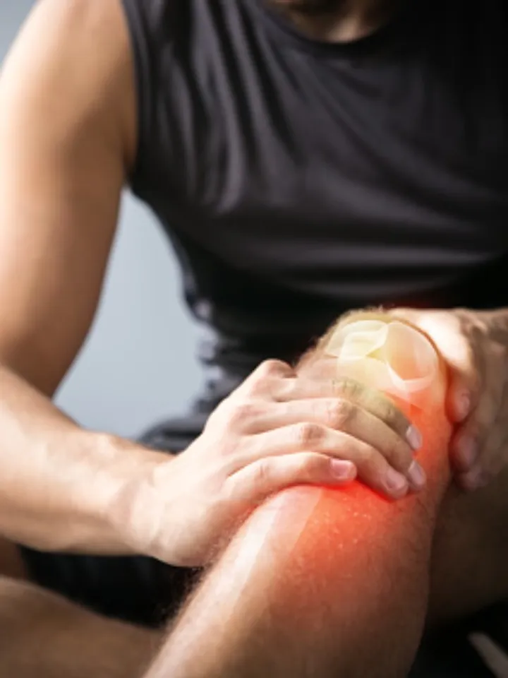 knee pain 3 - unsplash (1)