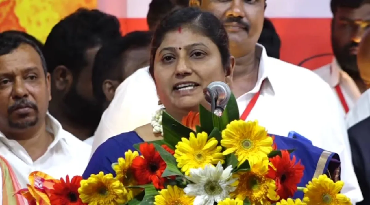 Pattimandra speaker Kavitha Jawahar, திமுகவில் இணைந்த பட்டிமன்ற பேச்சாளர் கவிதா ஜவகர், உதயநிதி மேடையில் சரவெடி பேச்சு, திமுக, கவிதா ஜவகர், முக ஸ்டாலின், Pattimandra speaker Kavitha jawahar praises MK Stalin before Udhayanidhi's Stage, DMK, Udhayanidhi, CM MK Stalin