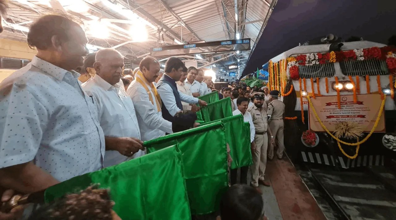 Train Shivamogga to Chennai via Tirupati flagged off, Shivamogga to Chennai via Tirupati Train, Biweekly Special Train Shivamogga to Chennai, Shivamogga to Chennai train, கர்நாடகாவில் இருந்து திருப்பதி வழியாக சென்னைக்கு சிறப்பு ரயில்கள் இயக்கம், ஷிவமோகா - சென்னை சிறப்பு ரயில்கள், ஷிவமோகா திருப்பதி சென்னி சிறப்பு ரயில், Biweekly Special Train Shivamogga to Chennai via Tirupati flagged off