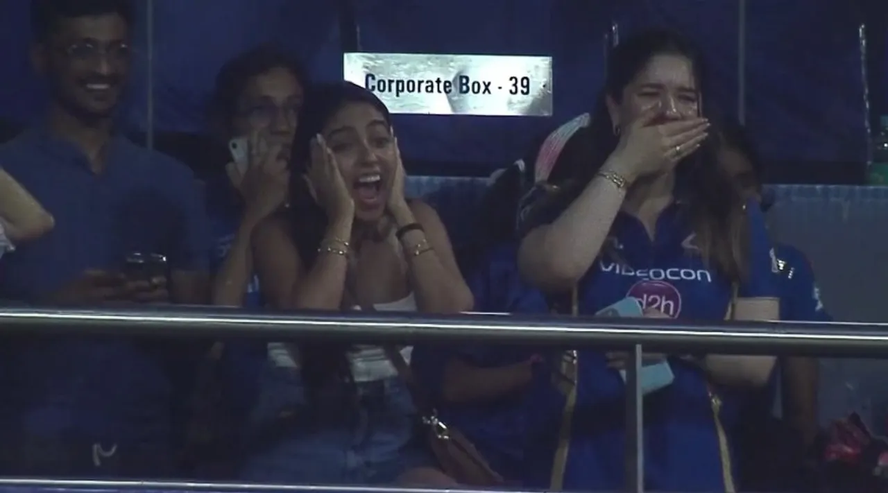 Tim David's awful Run-Out, Sara Tendulkar's Reaction goes viral